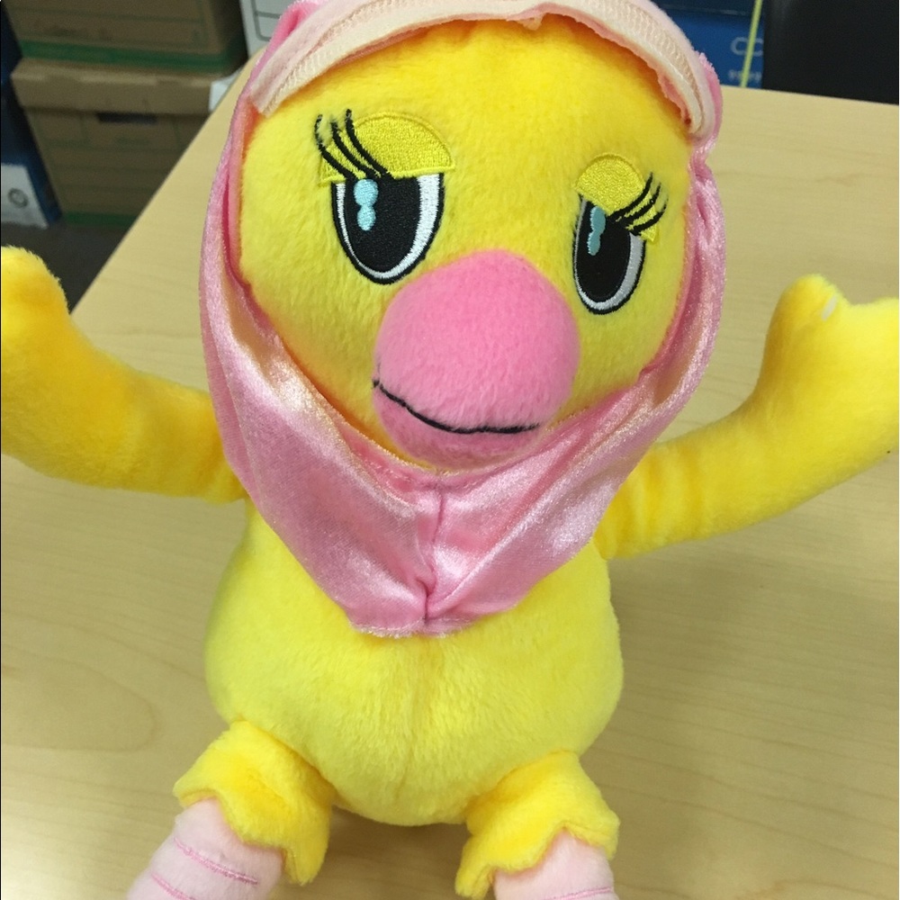 Meet your Posher, Madiha