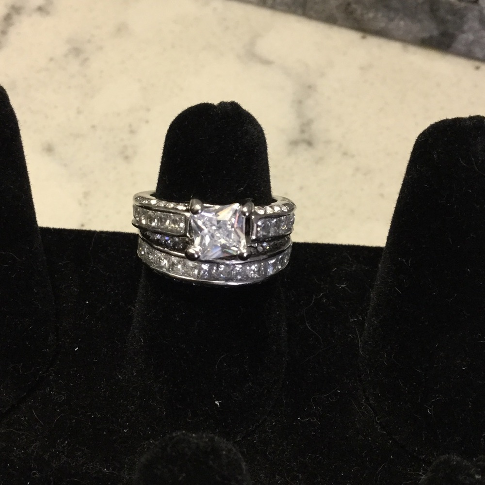 Gorgeously designed. High quality CZ set in stnls