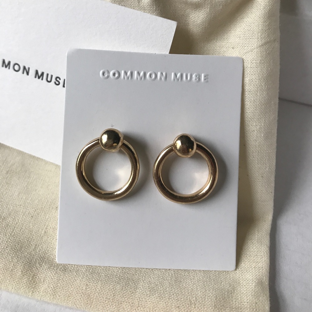 Common Muse Odette Earrings Gold