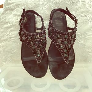 Vero Cuoio Black, suede, rhinestone thongs