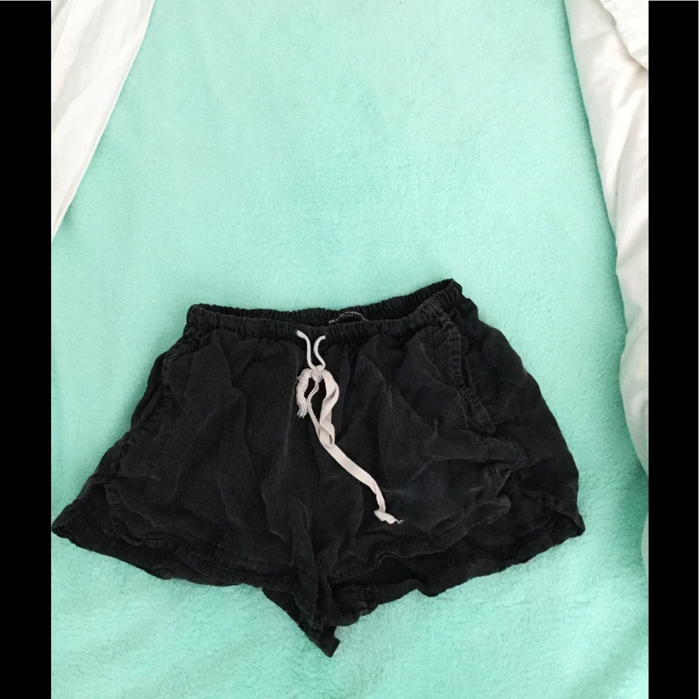 Brandy Melville black shorts