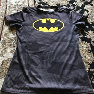 Under armor youth XL shirt