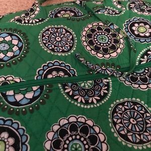 Vera bradley garmet bag