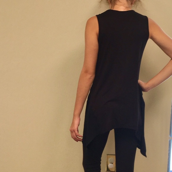 ✨Black asymmetrical Tunic - Picture 4 of 5