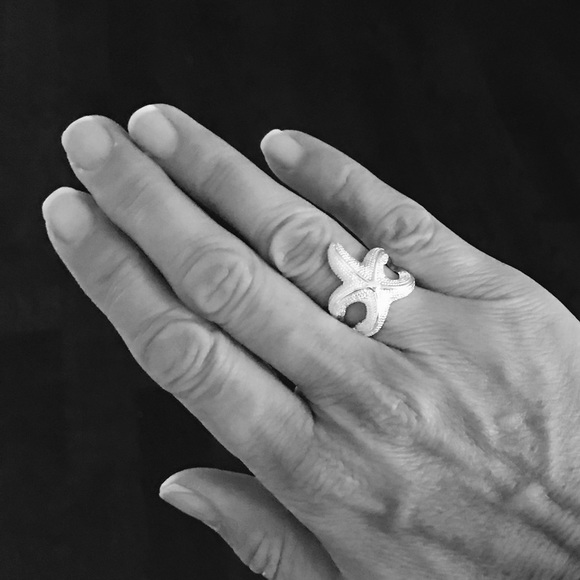🌼 Silver Starfish Band Statement Ring Ocean Beach - Picture 3 of 4
