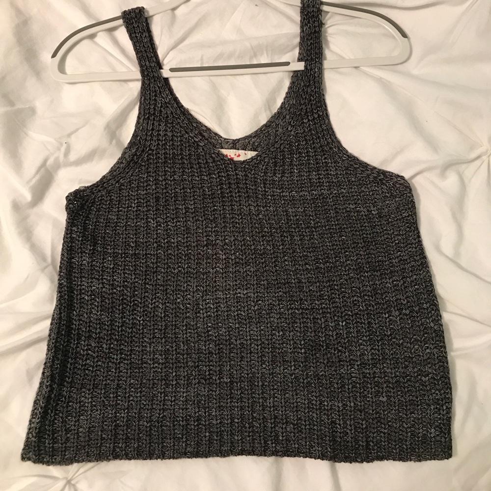 Knitted blue croptop