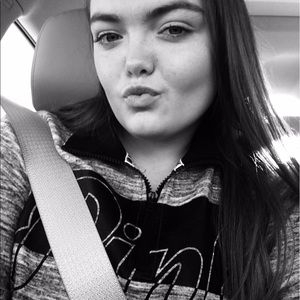 Meet your Posher, Sharon