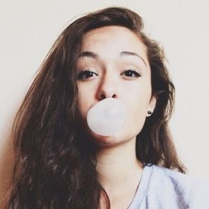 Meet your Posher, Monica