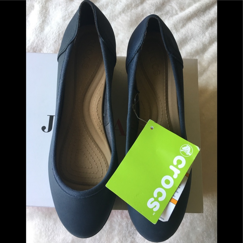 Crocs navy shoes - Picture 1 of 4
