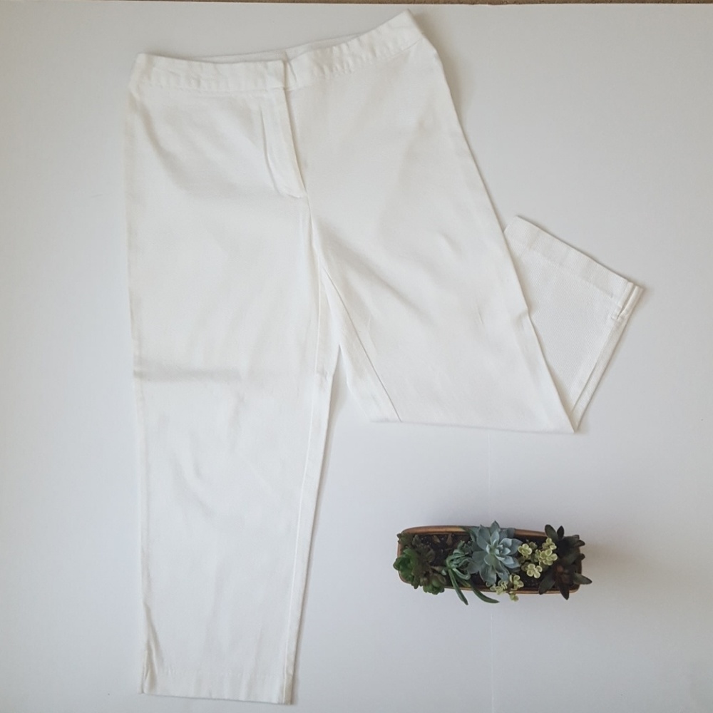 Jaclyn smith white cropped capris
