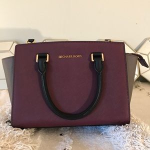 MICHAEL KORS Selma Satchel