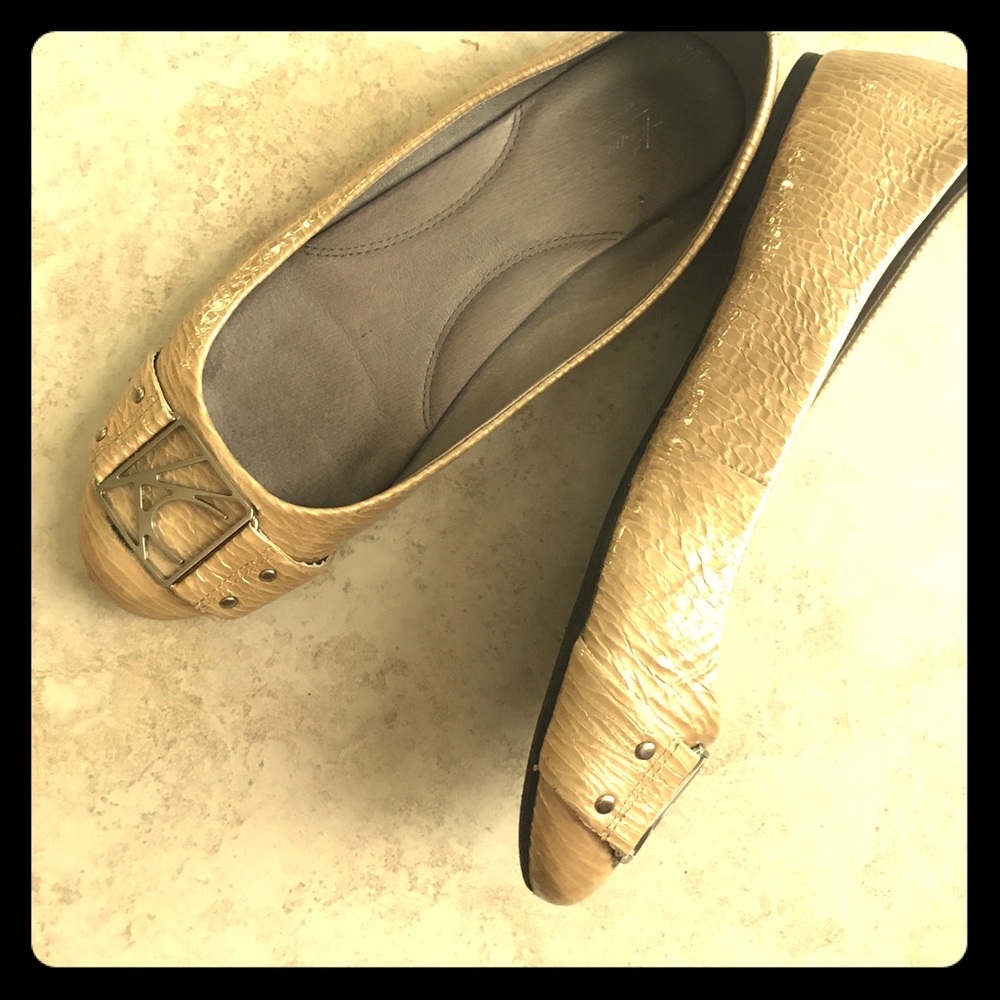 🔥 SALE Kenneth Cole flats