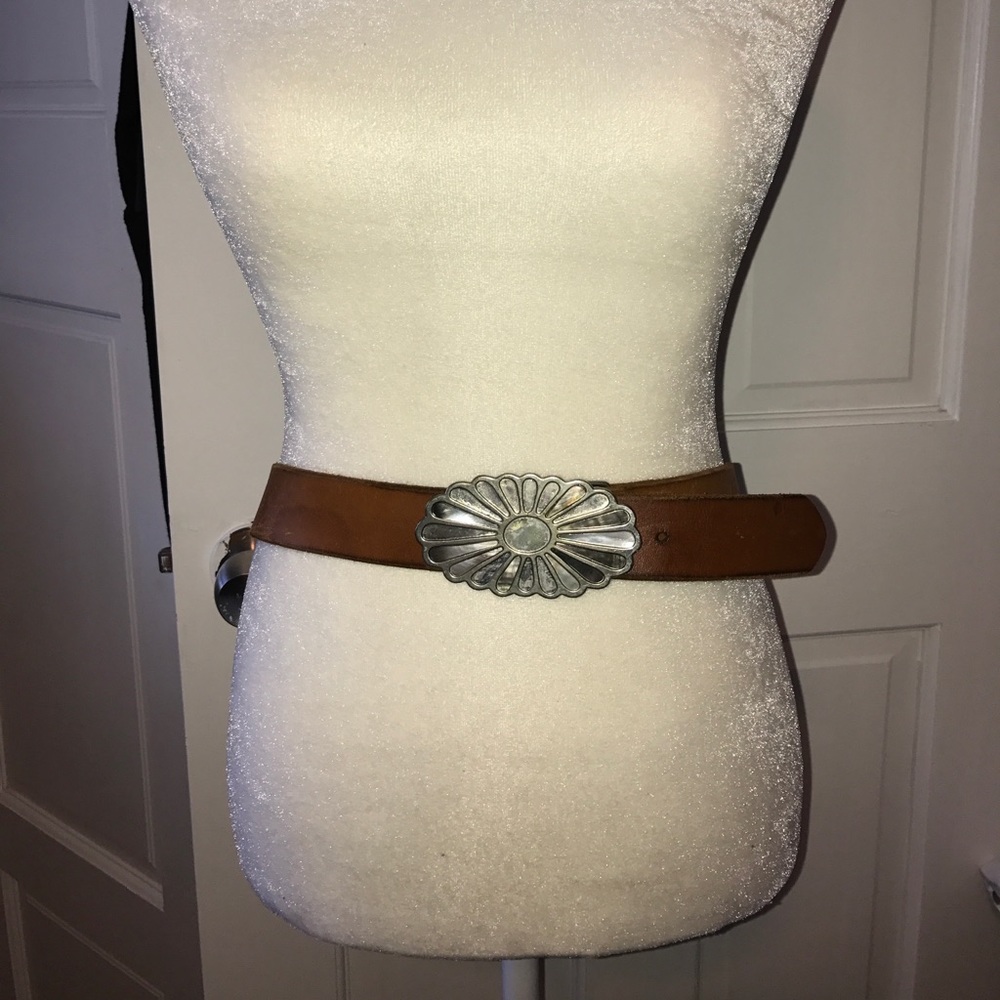 Oldnavy camel colored belt size small