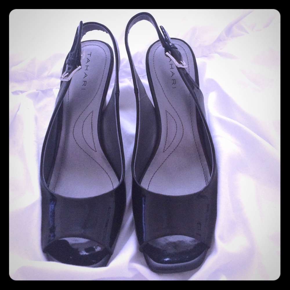 Tahari black heels
