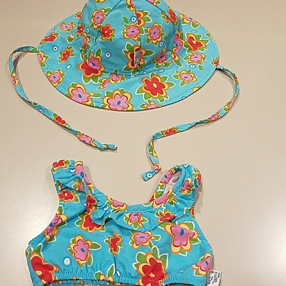 NWT 2pc hat top swim set