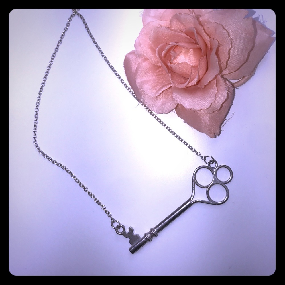 Key necklace