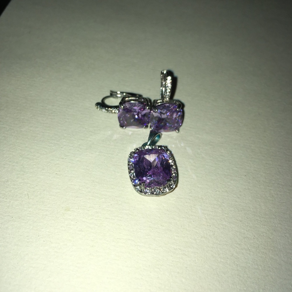 Purple crystal costume earrings & pendant