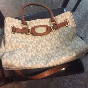 Michael Kors purse