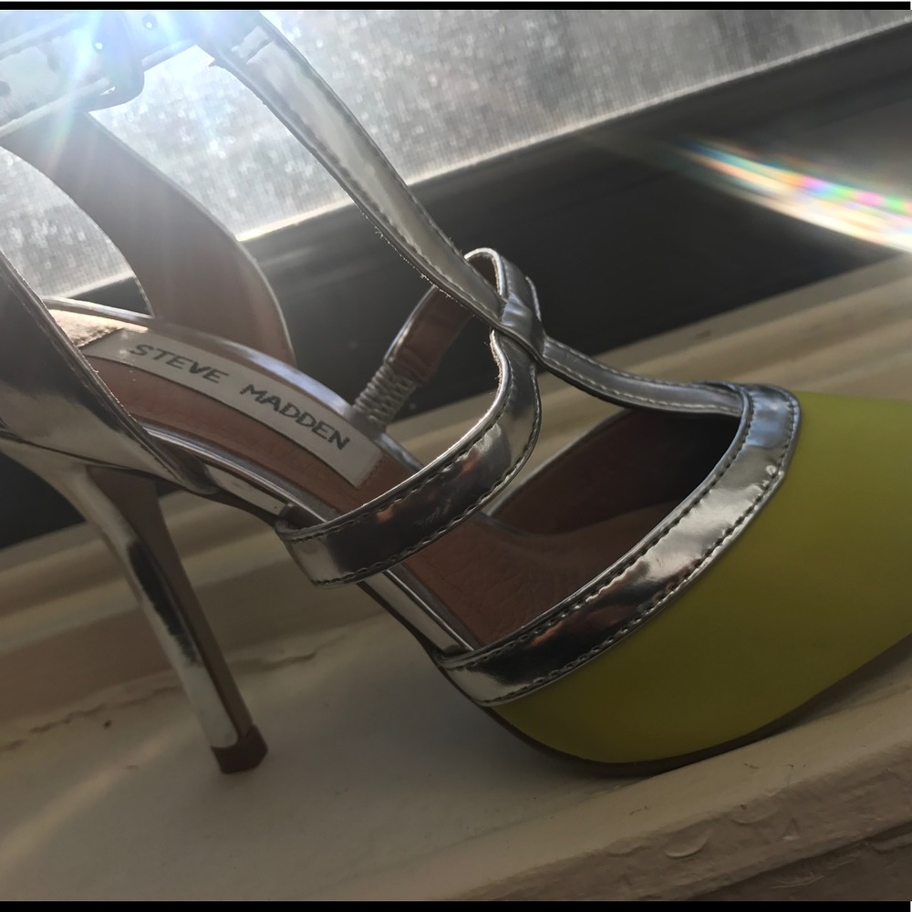 Lime green and silver Steve Madden pumps