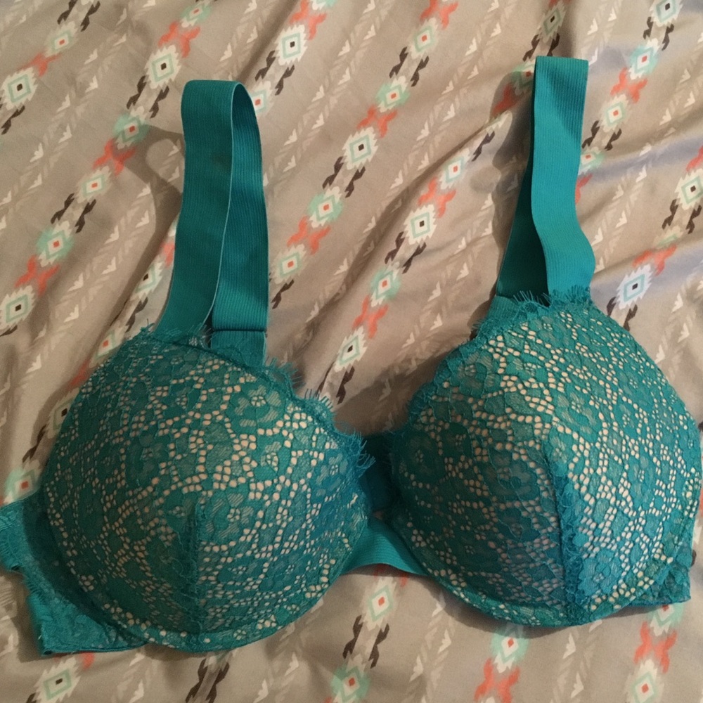 Lacey bra!