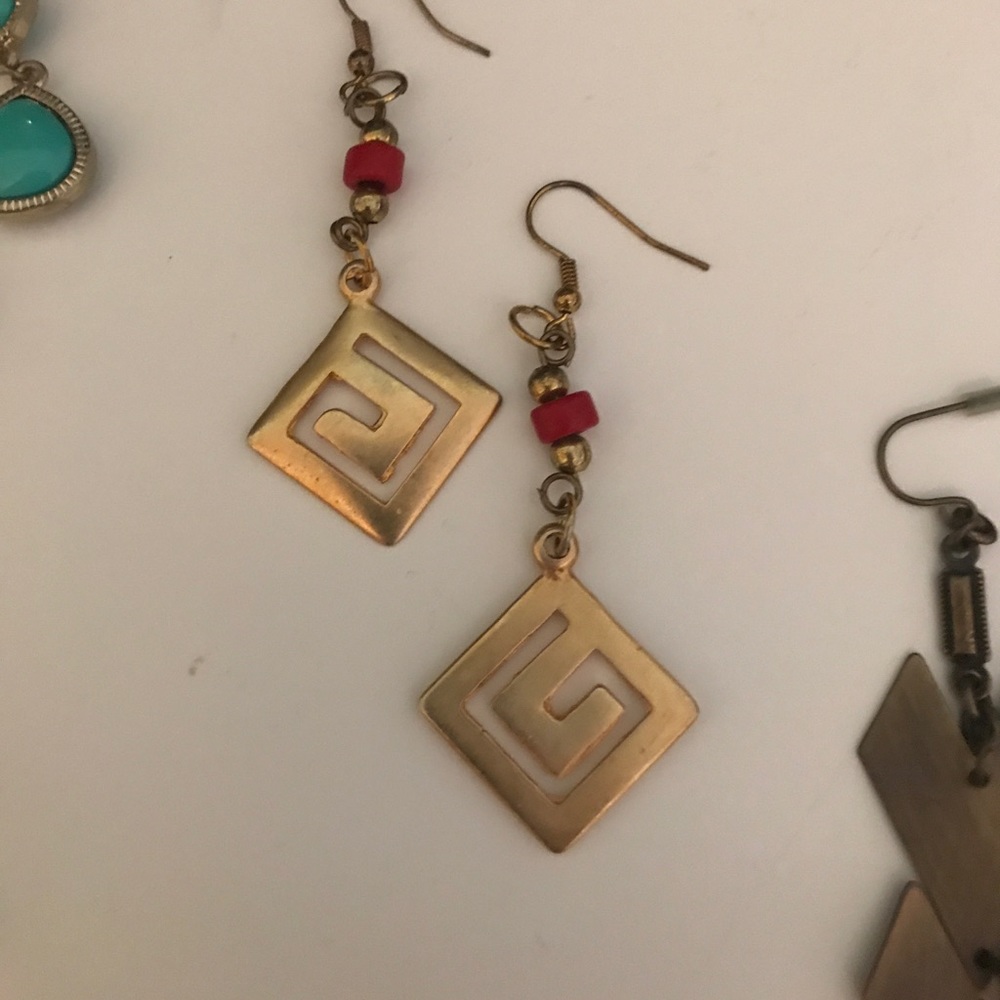 Earring bundle - Picture 6 of 8