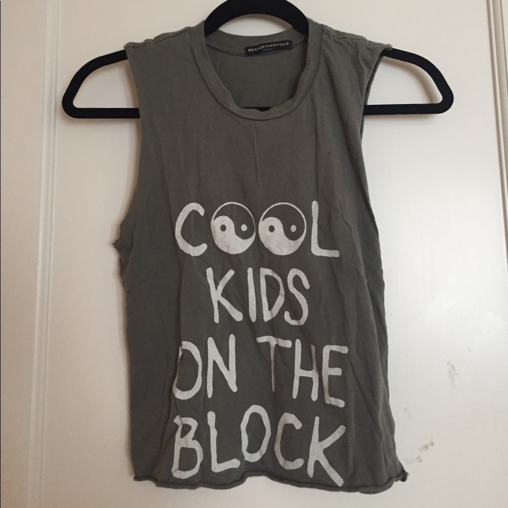 Brandy Melville tshirt