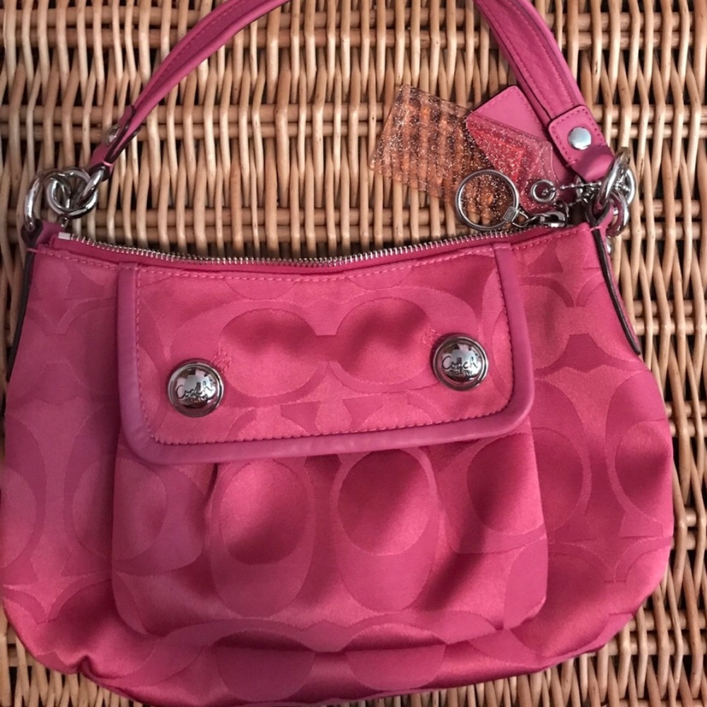AUTHENTIC 💗 Coach Hot Pink Shoulder Bag
