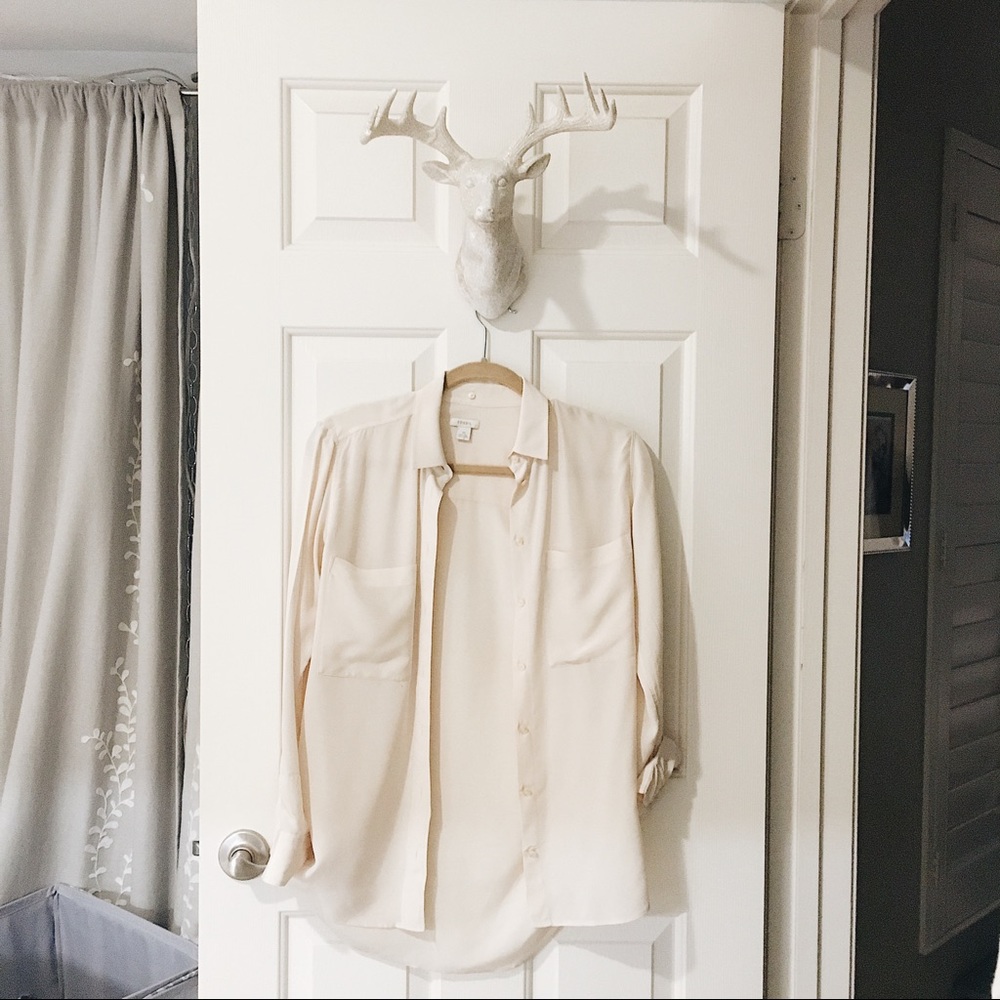 FOSSIL silk blouse!