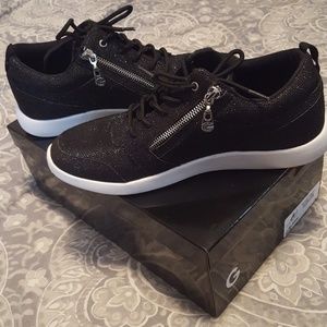 🌸HP🌸GUESS sneakers