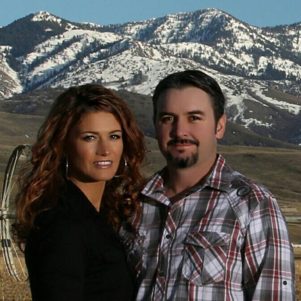 Meet your Posher, Holly