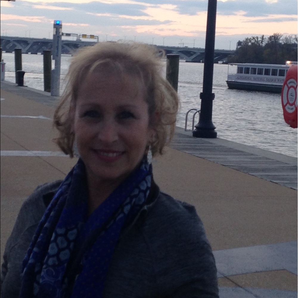 Meet your Posher, Jodi