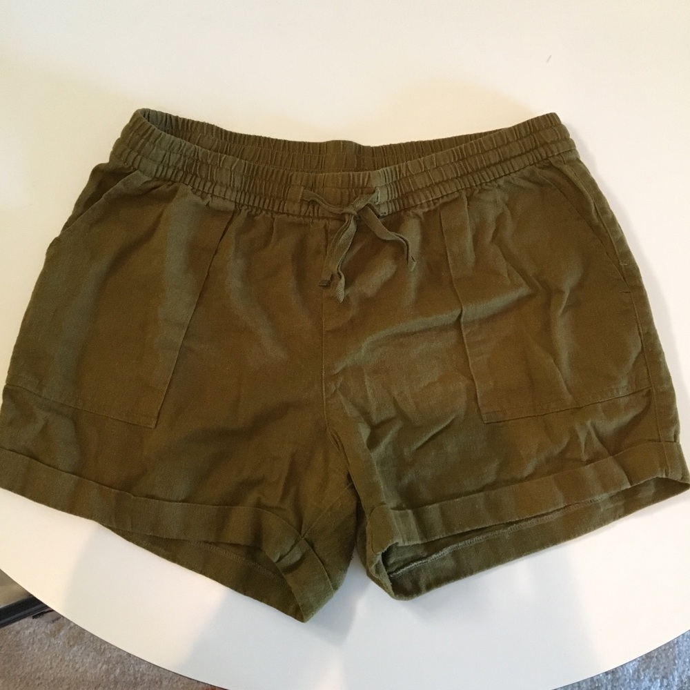Olive green knit drawstring shorts