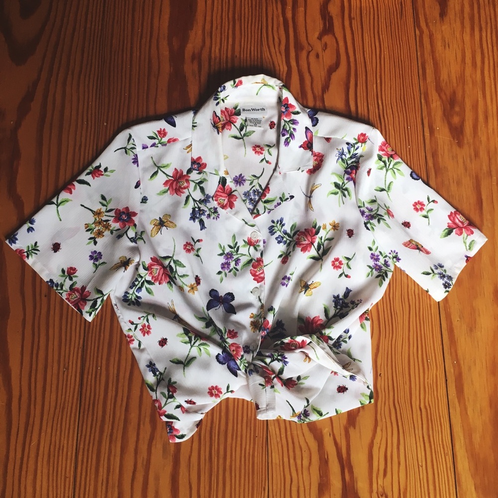 90s Floral Blouse 🌺