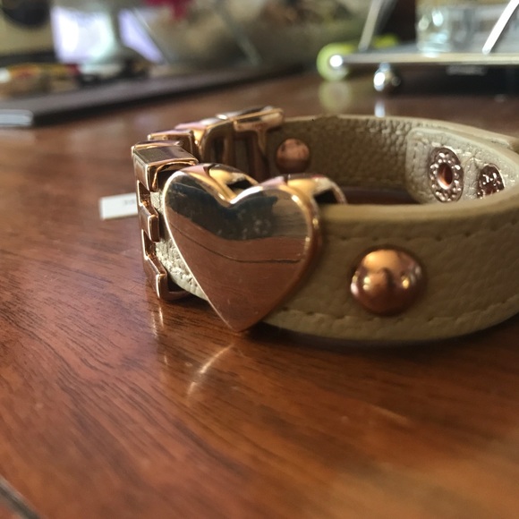 🔴 BCBGeneration True 🖤 bracelet - Picture 2 of 3