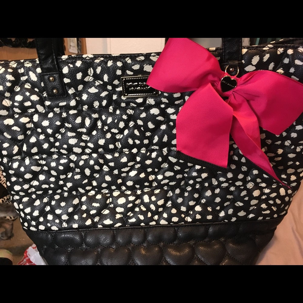 Betsey Johnson cheetah purse