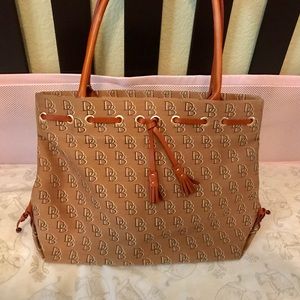 Dooney & Bourke. Brown and tan purse