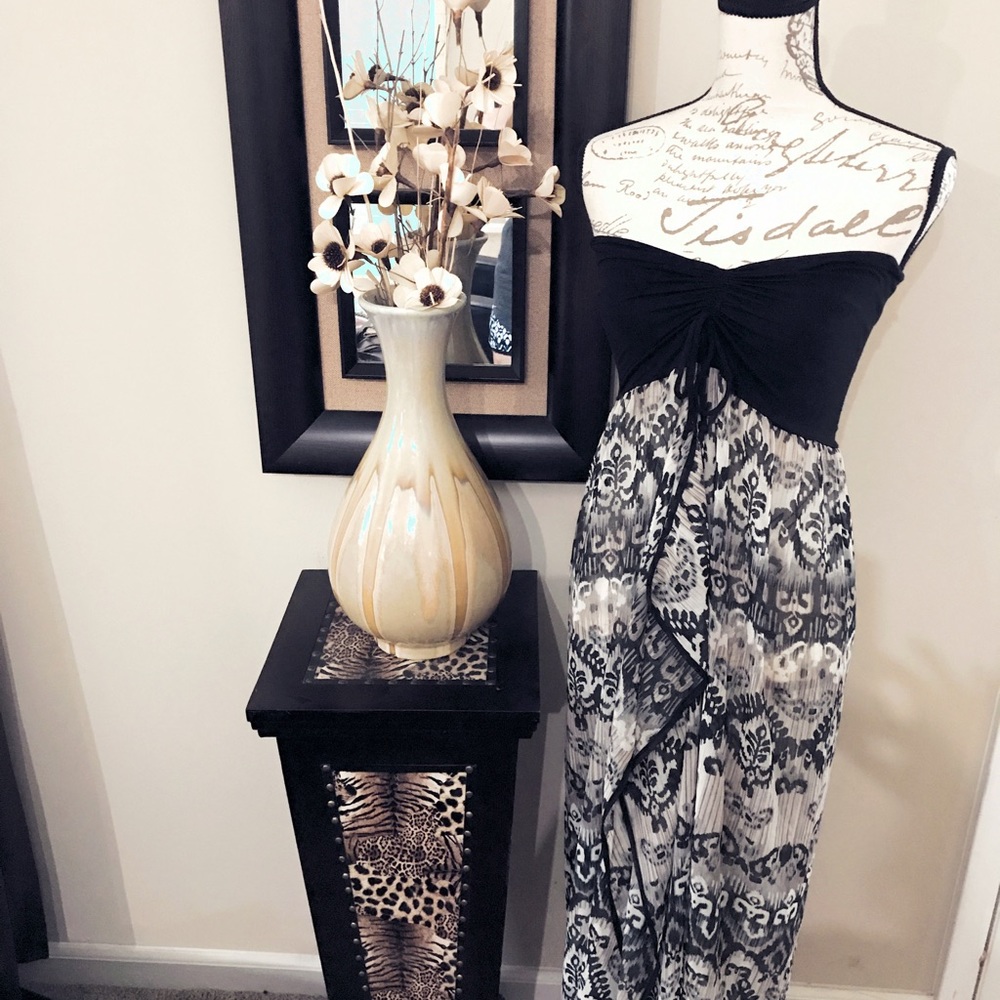 Raviya maxi dress