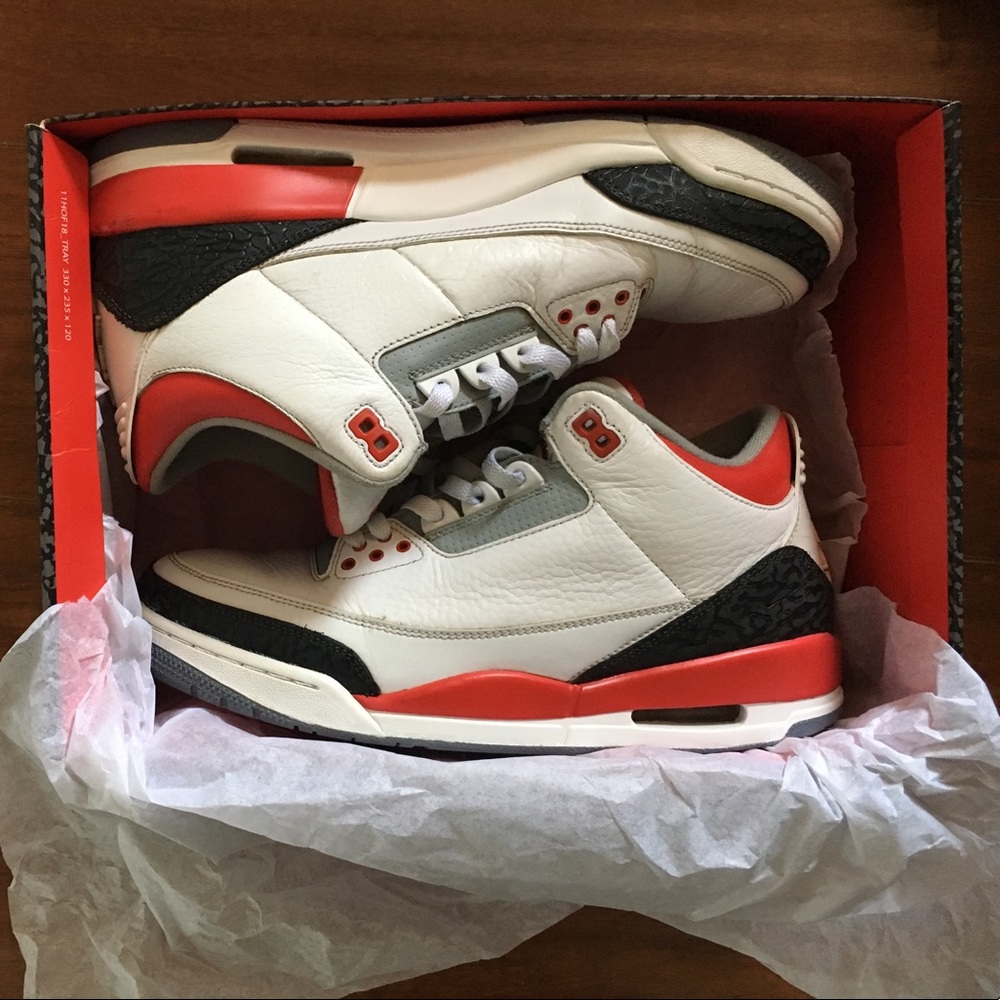 Air Jordan 3 "Fire Red" Size 11