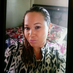 Meet your Posher, Anel