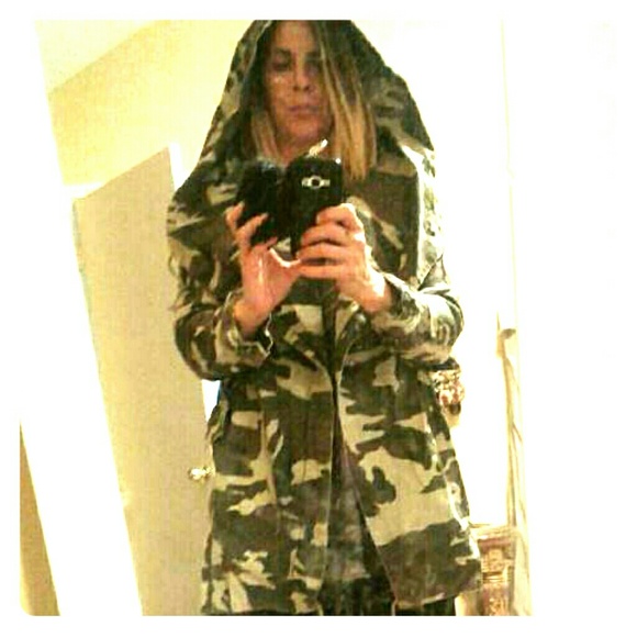 Amazing hooded camouflage jacket - Picture 4 of 5