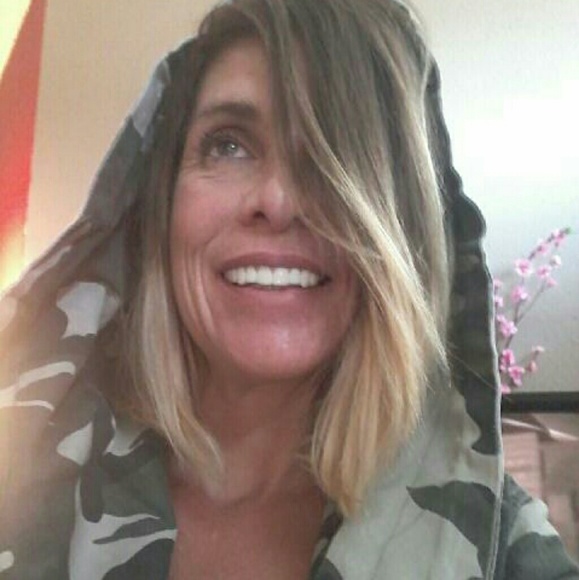 Amazing hooded camouflage jacket - Picture 3 of 5