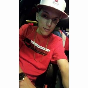 Meet your Posher, Edgardo