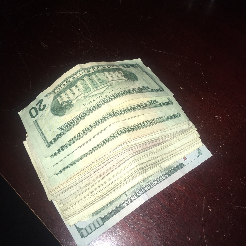 Meet your Posher, Tay