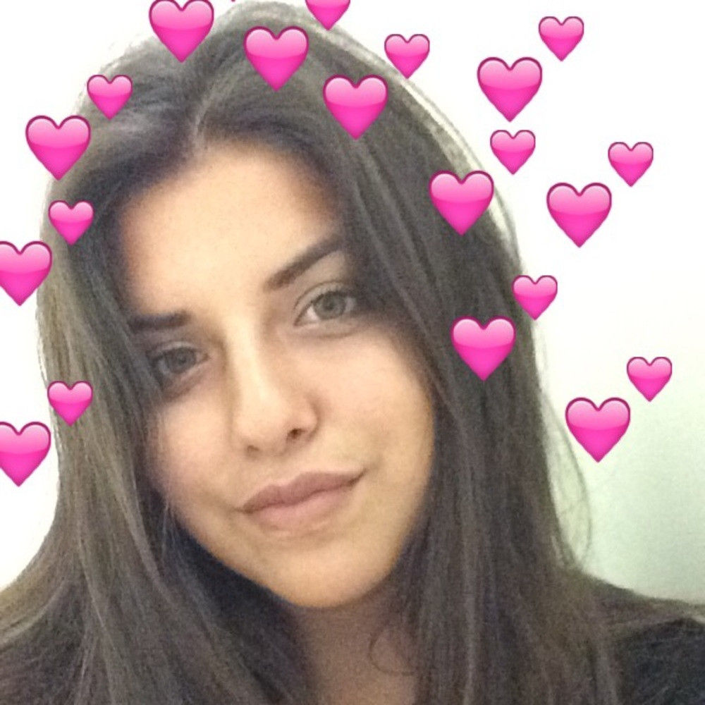 Meet your Posher, Laura