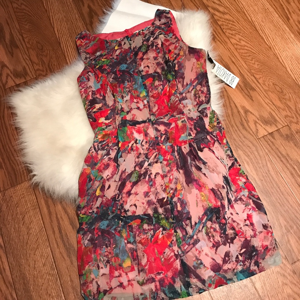NWT BB Dakota colorful  dress pop art print size 4