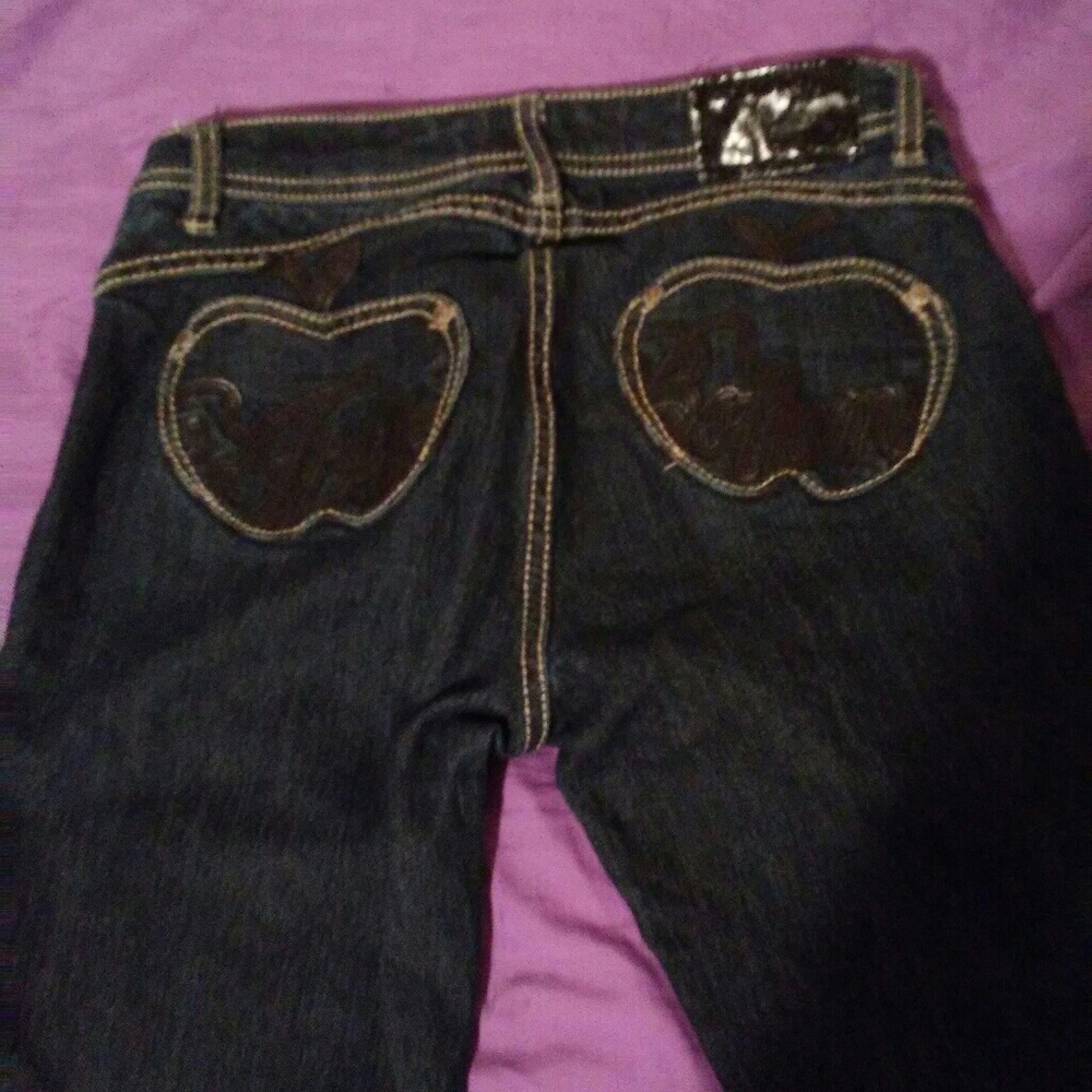 Apple bottom jeans