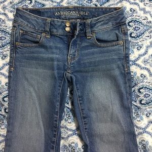 American eagle cropped jeans