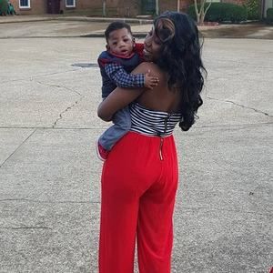 Meet your Posher, April