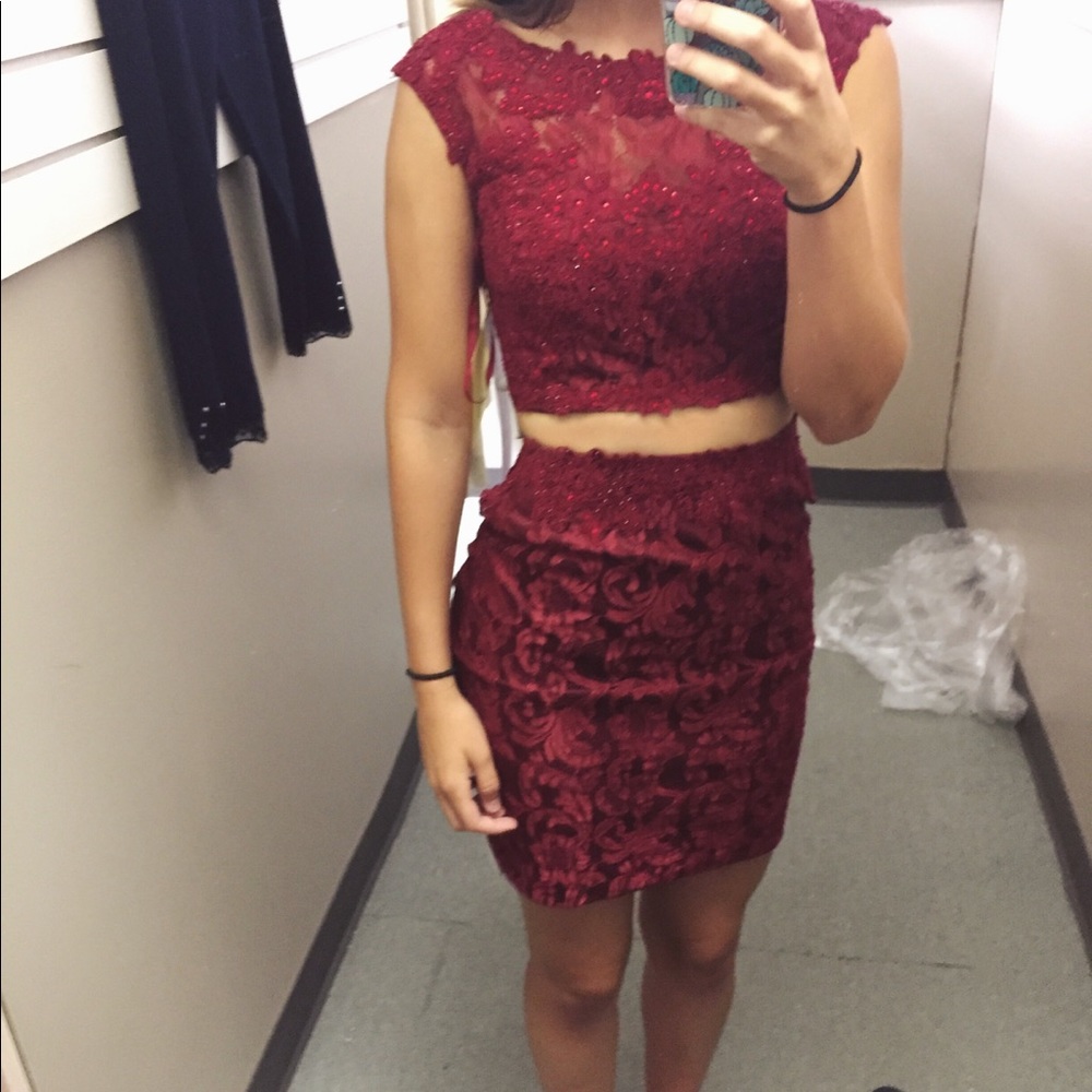 Clarisse Burgundy Homecoming Dress
