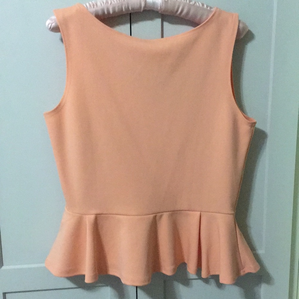 🍑 Peplum Top 🍑